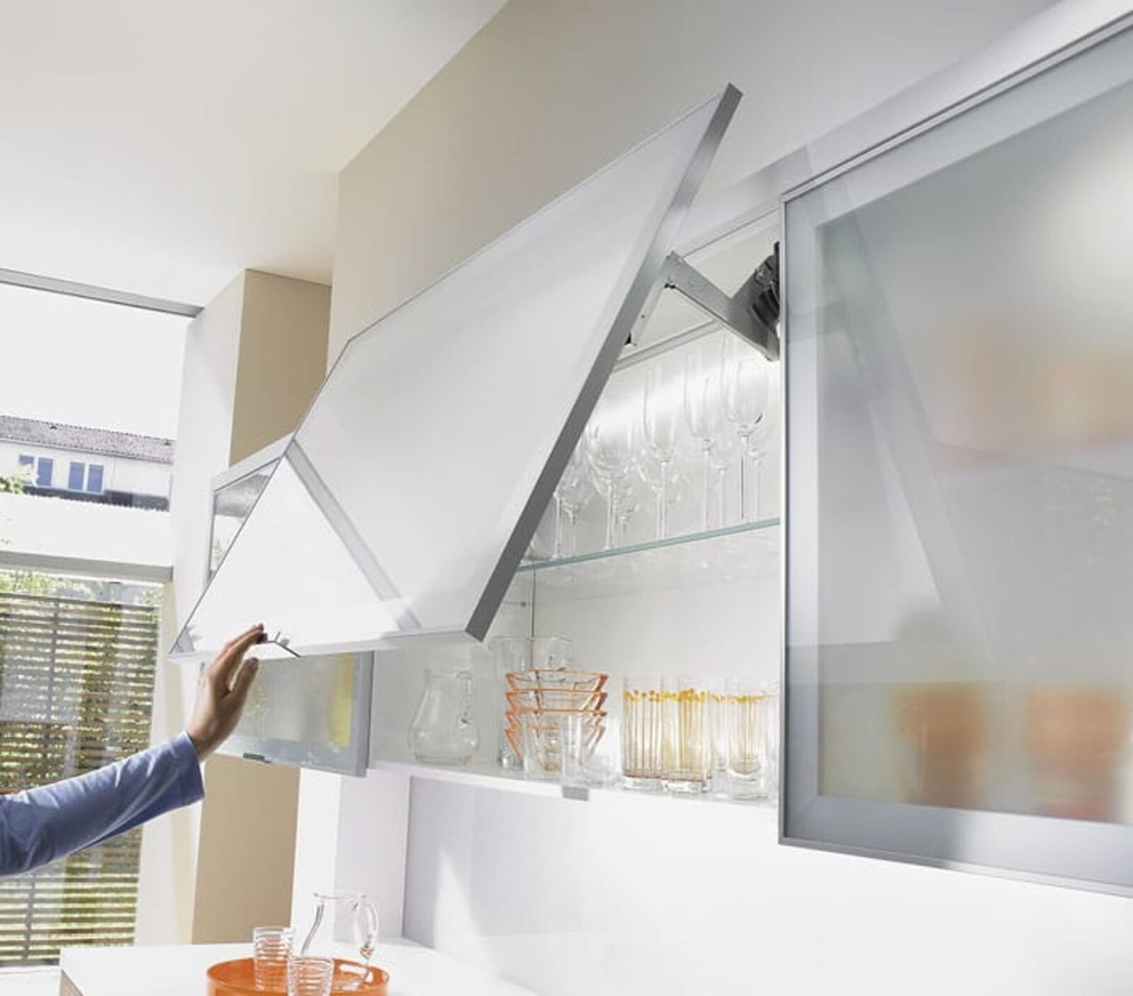 AVENTOS HS