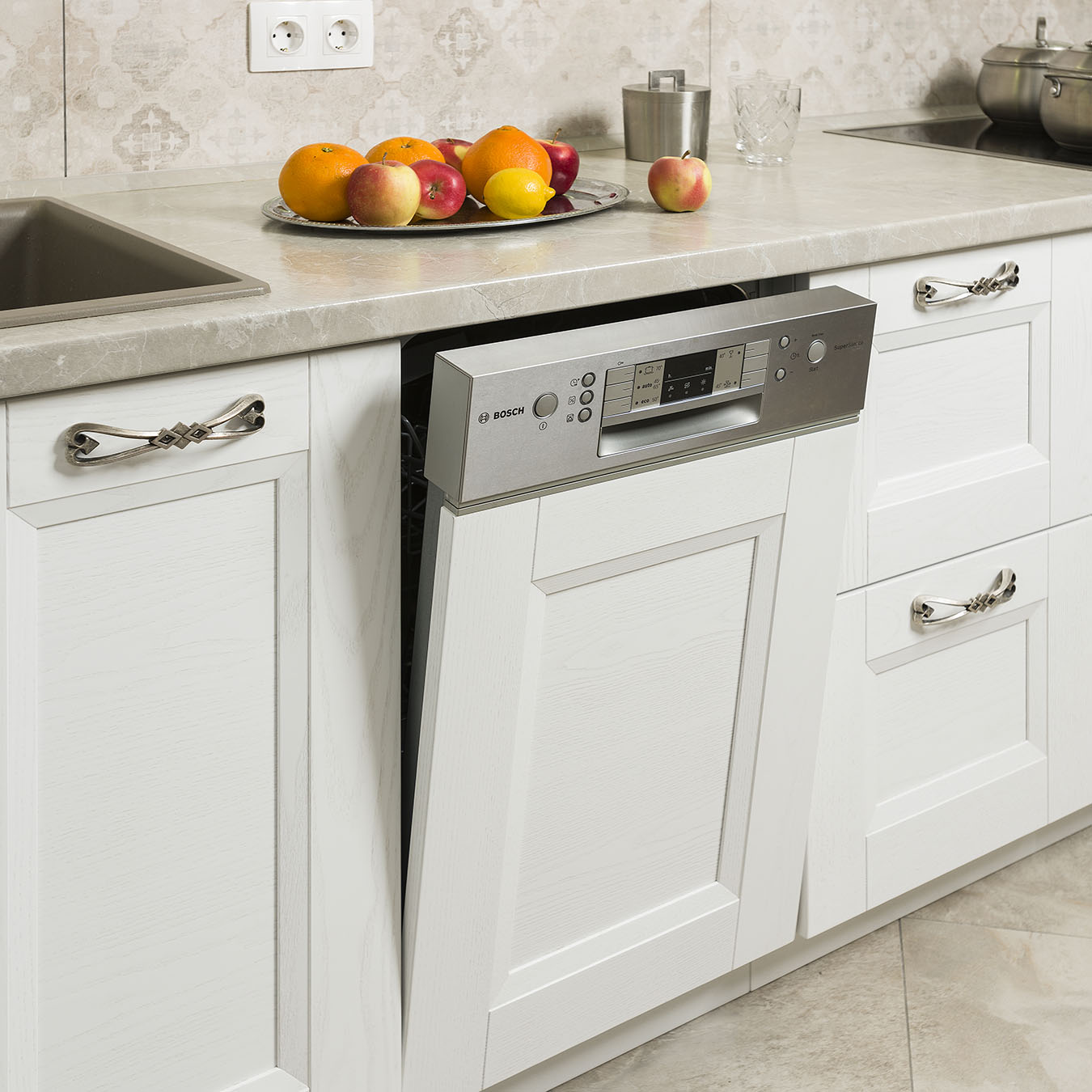 Кухня по индивидуальному заказу